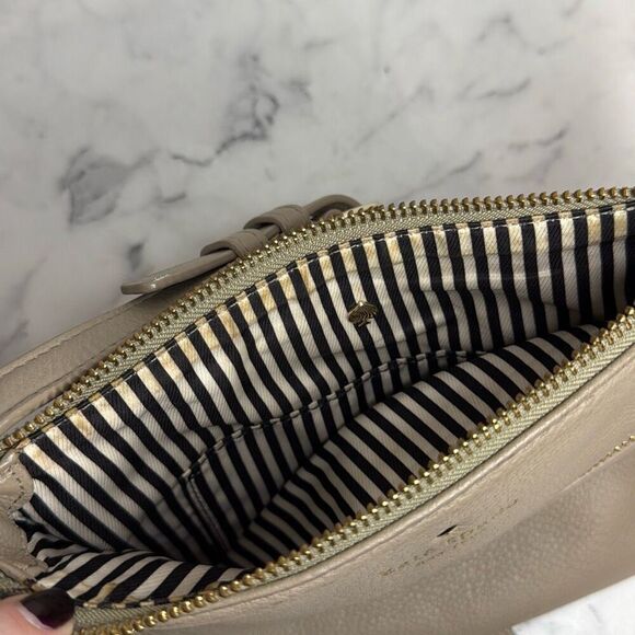 Kate Spade Cobble Hill Ellen Crossbody - Picture 8 of 10